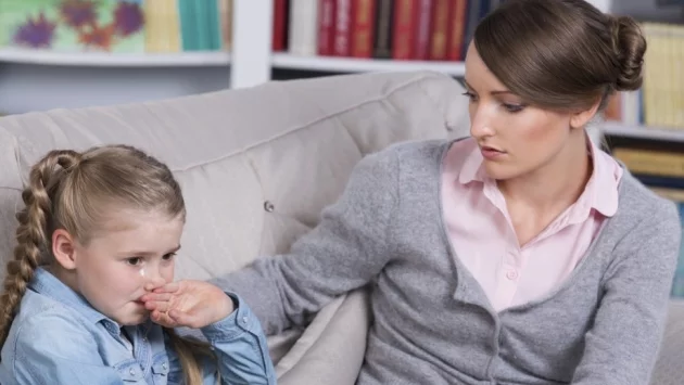 4 гениални стратегии как да успокоите разстроено дете