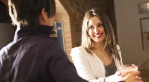 Защо трябва да каним днешните мъже на среща? Защото нямат топки!