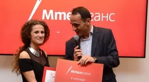 Дизайнер на Пако Рабан ще облича служителите на Мтел