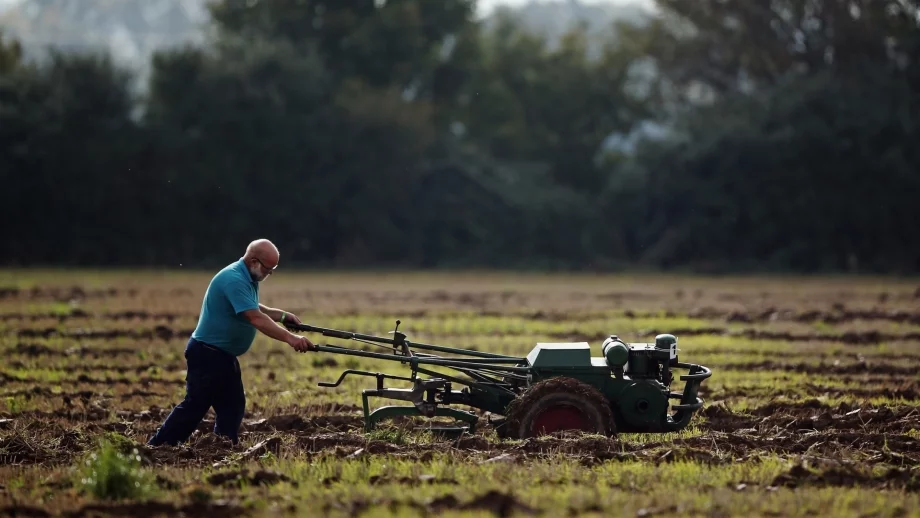 Трябва ли българинът да се върне на село?