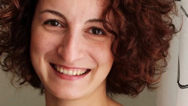 Картини от пясък оживяват в "Приказки с оркестър“