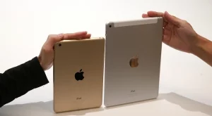 Apple забавя производството на новия си таблет 