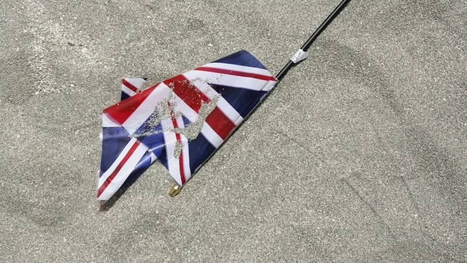 И МВФ чертае черни сценарии при Brexit 