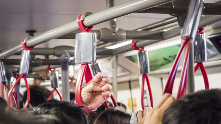 Билетът за градски транспорт в Бургас поскъпва с една трета?