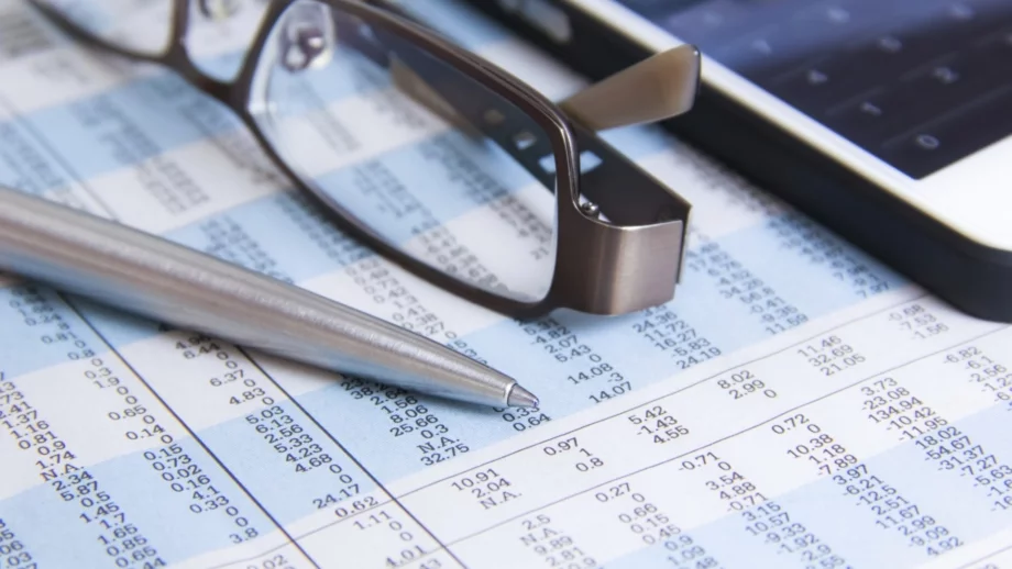 Още 200 000 данъчни декларации трябва да бъдат подадени до края на месеца