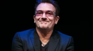 Facebook помогна на Боно да стане най-богат сред поп звездите