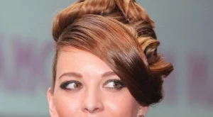 Топ коафьори показаха тенденциите в косите