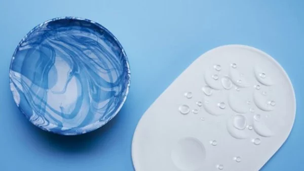 Самопочистваща се чиния