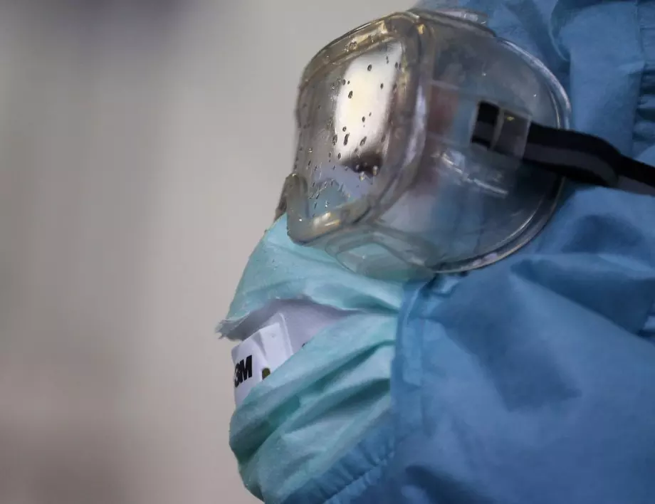 Лекар почина от Ебола в Уганда
