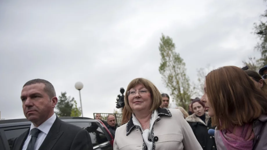 Жената на Цветан Василев до президента: Прокуратурата преследва дъщеря ни