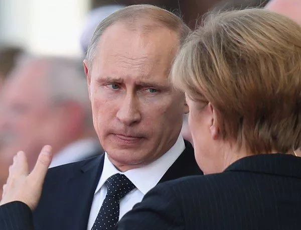Путин готов да съдейства за подобряване на отношенията между Русия и Германия