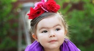 Идеи за Хелоуин от едно 2-годишно момиченце