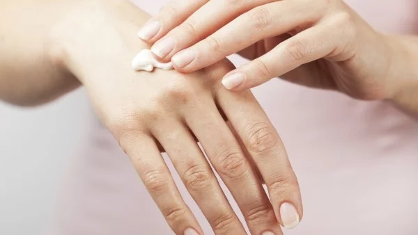 Домашен лосион при напукани ръце