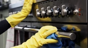 Как да почистим иноксовите уреди