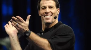 20 мотивиращи цитата на Тони Робинс