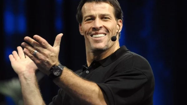 20 мотивиращи цитата на Тони Робинс