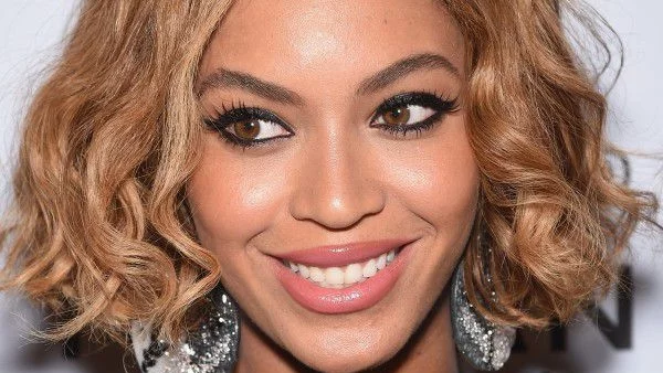 Най-търсените звезди в Google за 2014