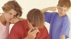 Пълнеем от пасивното пушене 