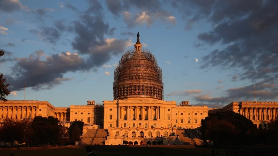 Сенатът набързо одобри новите санкции срещу Русия, Иран и КНДР