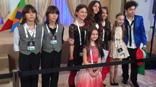 Крисия излиза втора на сцената на Евровизия