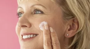 Какви са ползите от антиейджинг кремовете