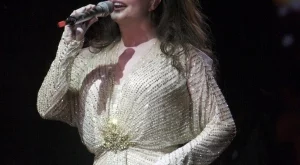 Сара Брайтман омагьоса българската публика