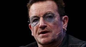 Боно на косъм от смъртта