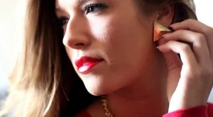 Първите смарт обеци