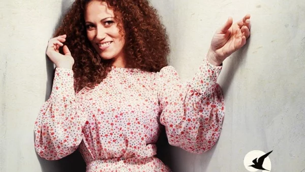 Белослава кани всички на концерт между приятели