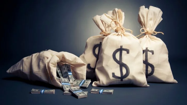 Коментари на Фед изстреляха долара