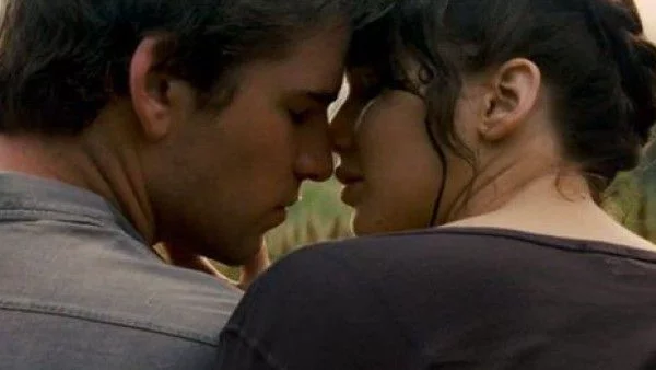 Лиам Хемсуърт: Целувките с Дженифър Лорънс бяха ужасни