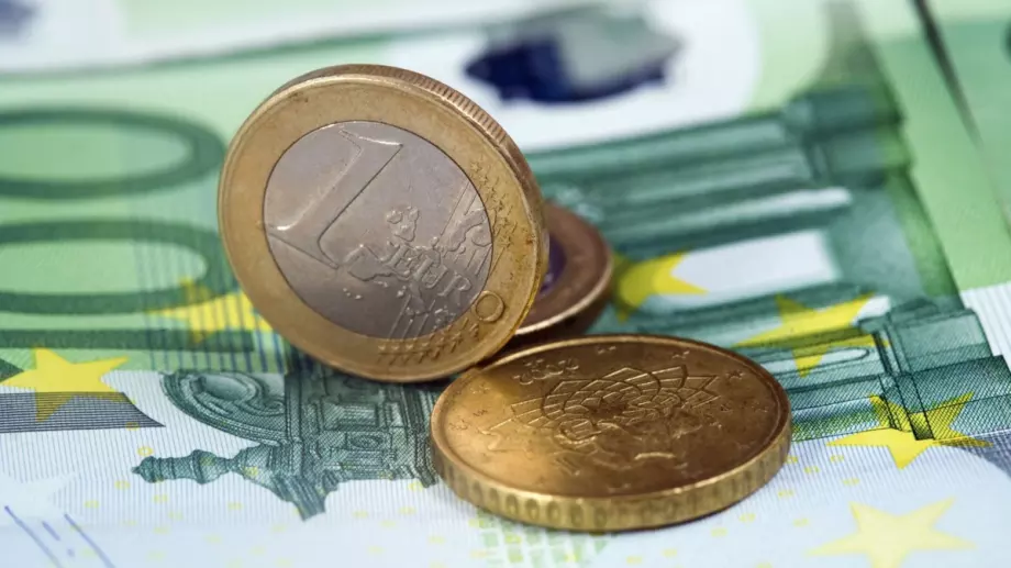 Франция поиска строги санкции за корумпирани страни