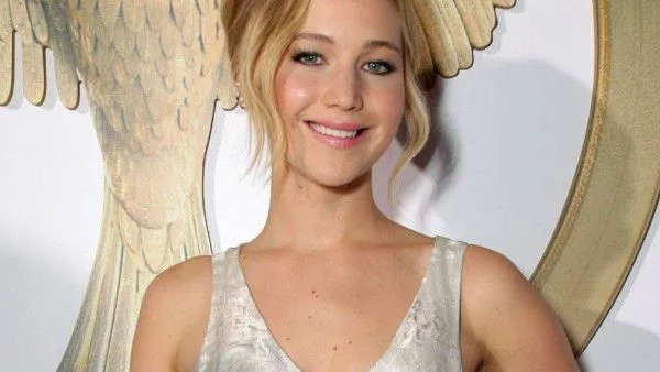 14-годишната Лорънс рецитира Шекспир (видео)