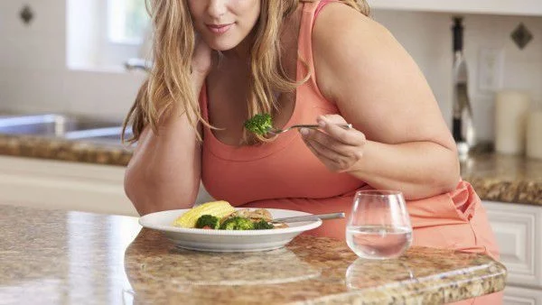 Имплант ни помага да отслабнем