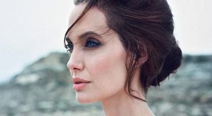 Анджелина се отказва от актьорството