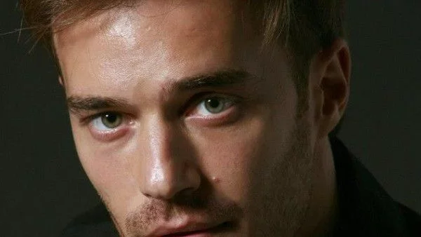 Ники Илиев за iWoman: Всеки има нужда да бъде обичан 