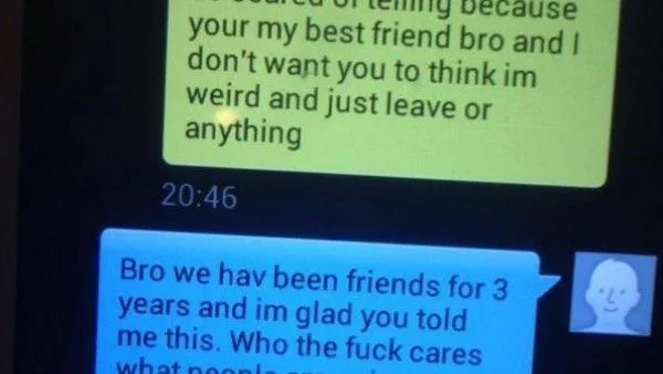 Тийнейджър признава, че е гей на приятеля си. Вижте реакцията му