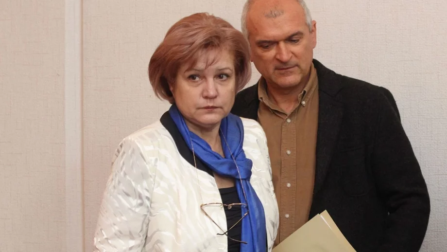 Менда Стоянова защити спорната реформа в пенсионното осигуряване