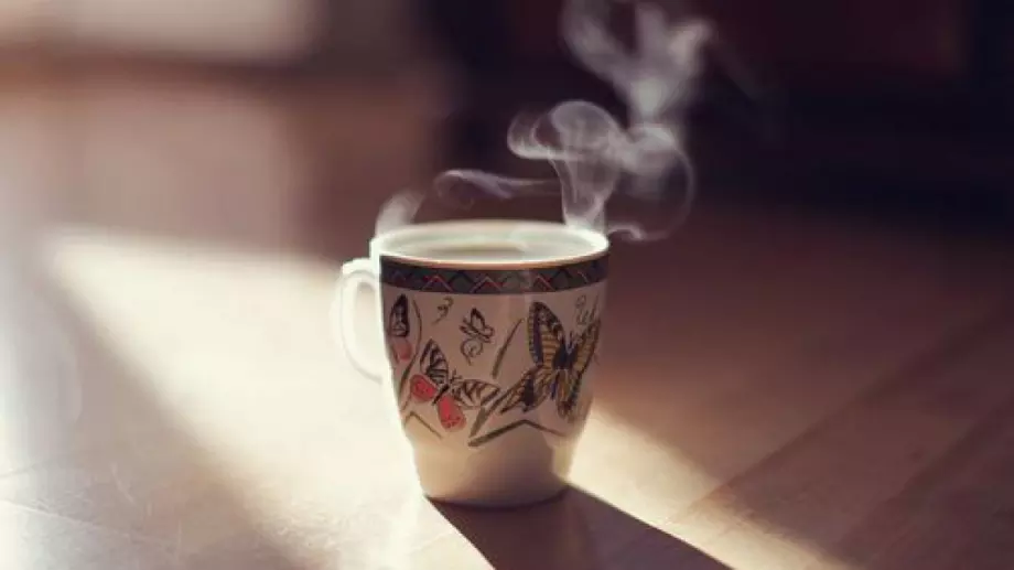 Никога не оставяйте чаша до леглото си - ето защо