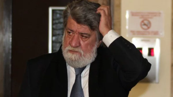 Рашидов остави наследниците на Талев сами да се борят за "Железният светилник"