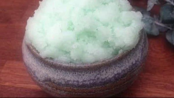 Захарен скраб с евкалипт