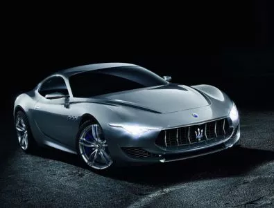 Серийният Maserati Alfieri идва през 2016 г.