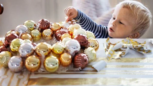 Коледното настроение завлaдява ИКЕА