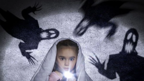 Какво да правим, когато детето го е страх от тъмно