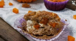 Мъфини с лимец, тиква и козе сирене