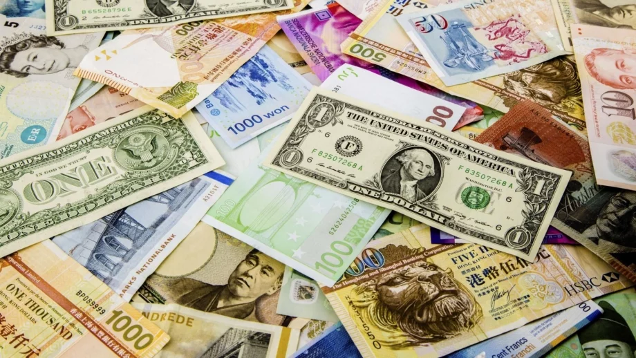 Преките чуждестранни инвестиции се сриват с 21.1% за година