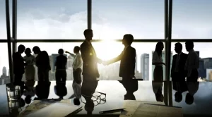 Доверието на българите към икономиката бавно расте 