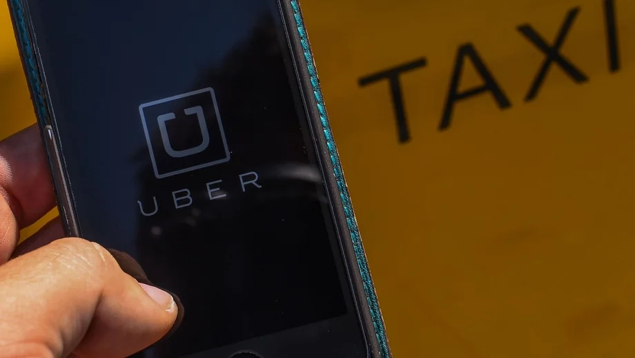 Китай легализира Uber през ноември 