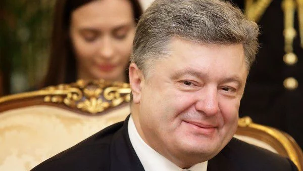 Порошенко: Украйна няма да прави икономии от отбрана