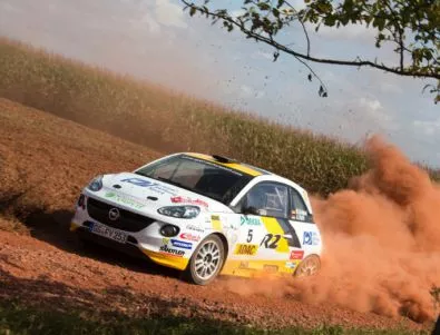 Opel ADAM R2 шокира съперниците си